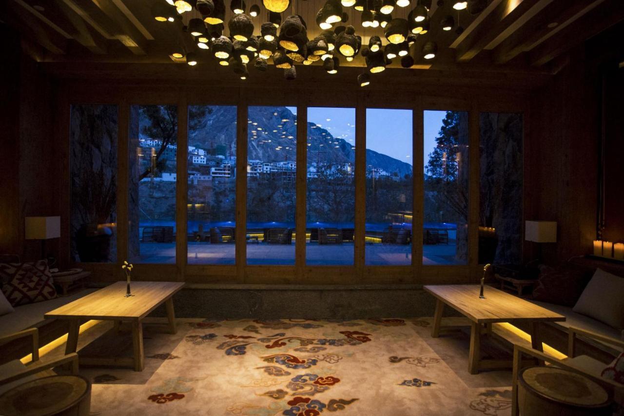 Hotel LUX* Tea Horse Road Benzilan Esterno foto