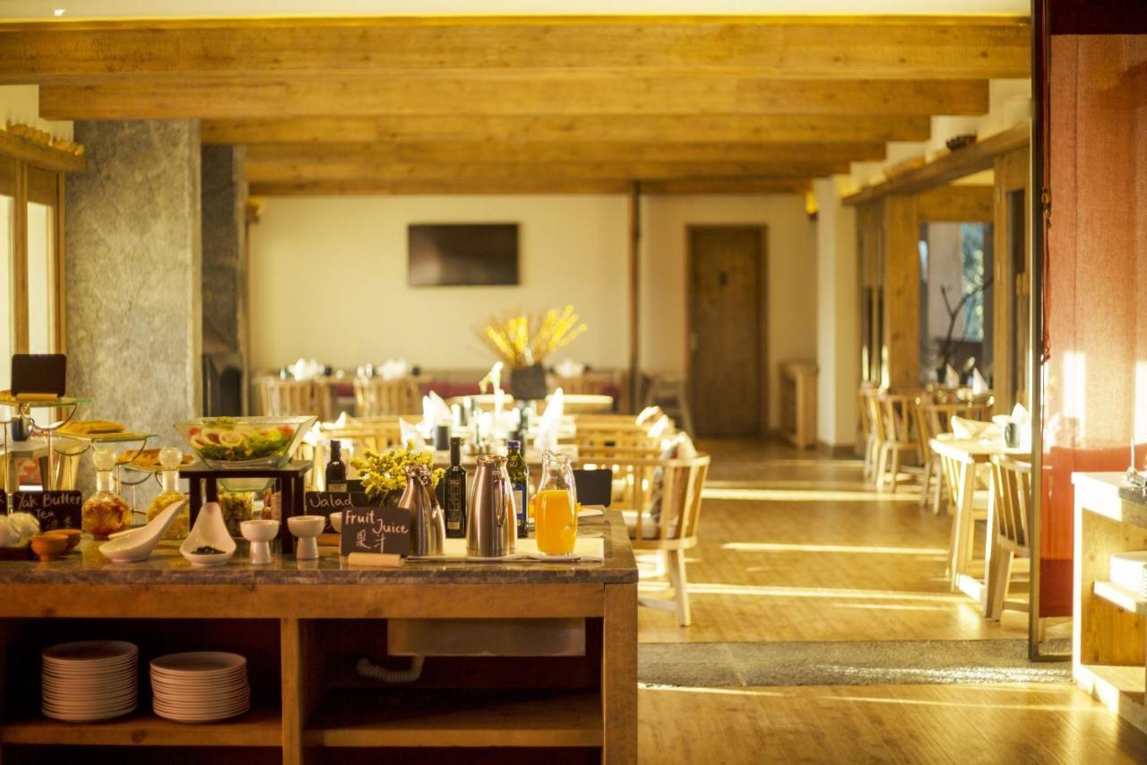 Hotel LUX* Tea Horse Road Benzilan Esterno foto