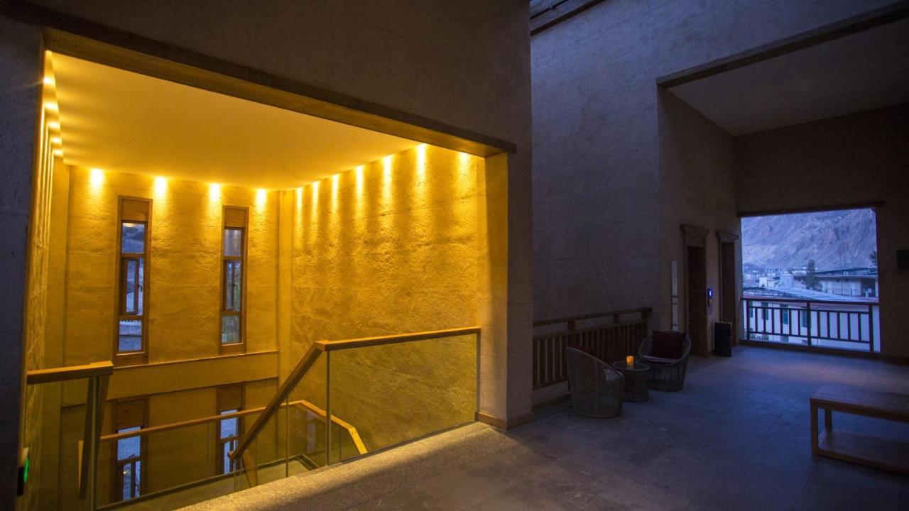 Hotel LUX* Tea Horse Road Benzilan Esterno foto
