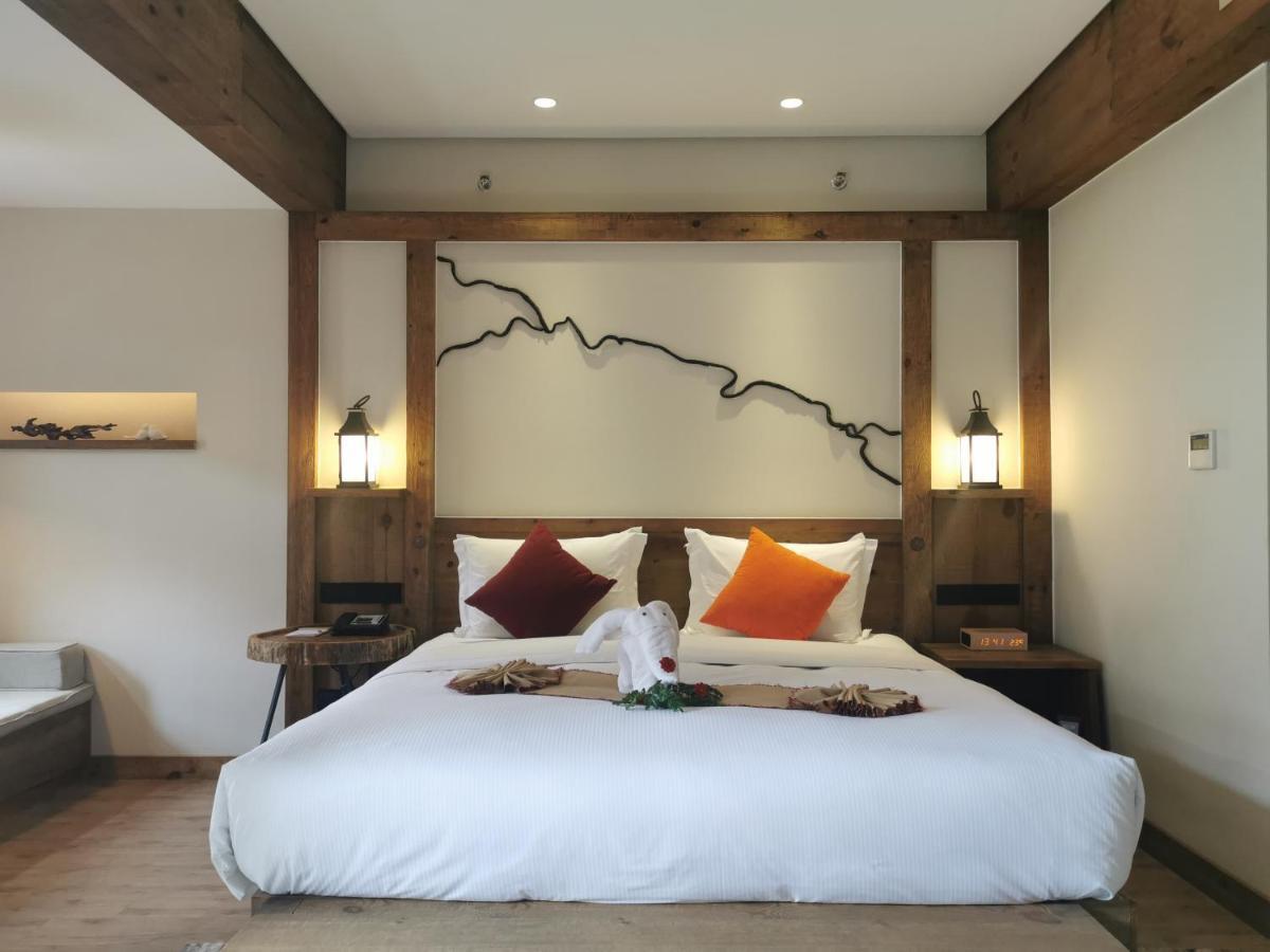 Hotel LUX* Tea Horse Road Benzilan Esterno foto